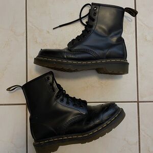 Dr Martens 1460 Smooth Leather Boots